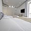 White 1903 - Rooftop Pool & Luxury Rooms