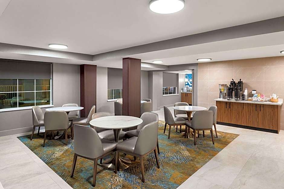 Hawthorn Extended Stay by Wyndham Knoxville