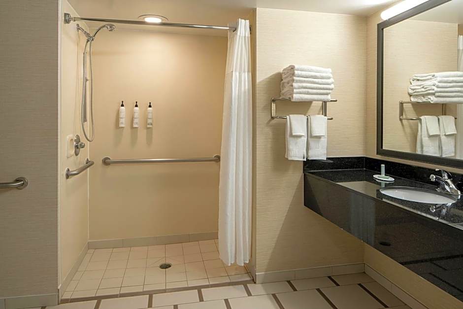 Fairfield Inn & Suites by Marriott Atlanta Airport South/Sullivan Road