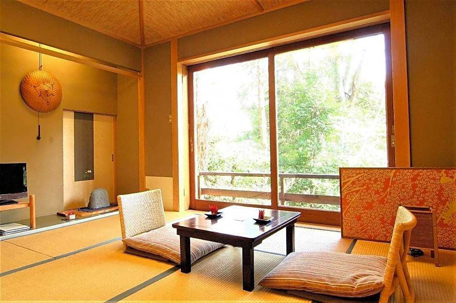 Izukogen Shirogasaki Onsen Hanafubuki