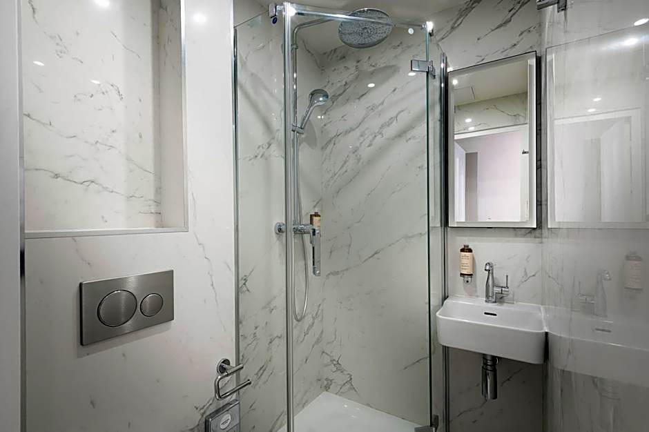 HOTEL AU COEUR DES ARTS ET METIERS