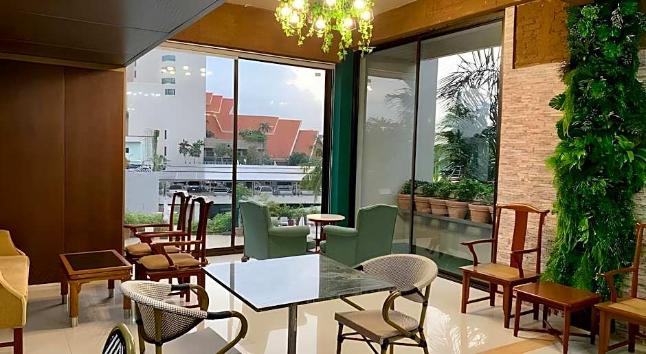 Kosa Hotel & Wellness Center