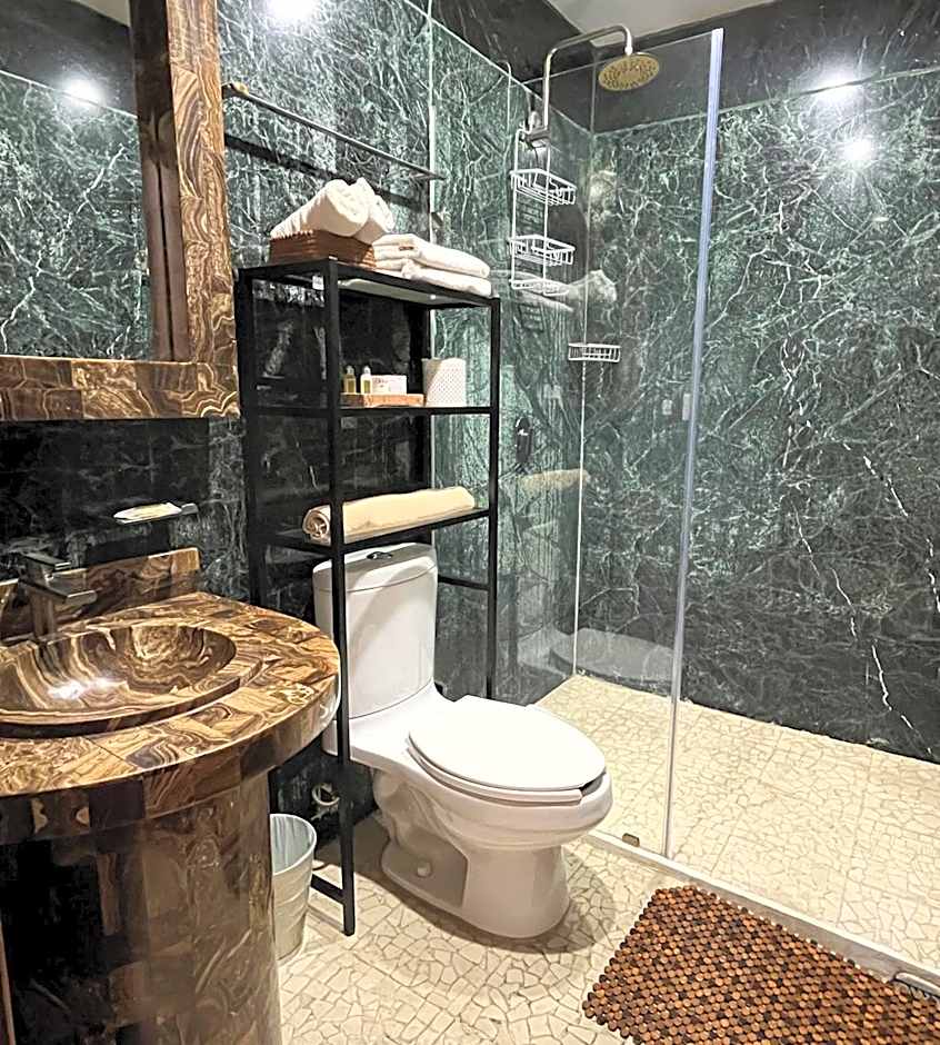 Hotel Siglo XVII Art Gallery