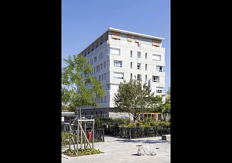 Nehô Suites Porte de Genève - Gare Annemasse