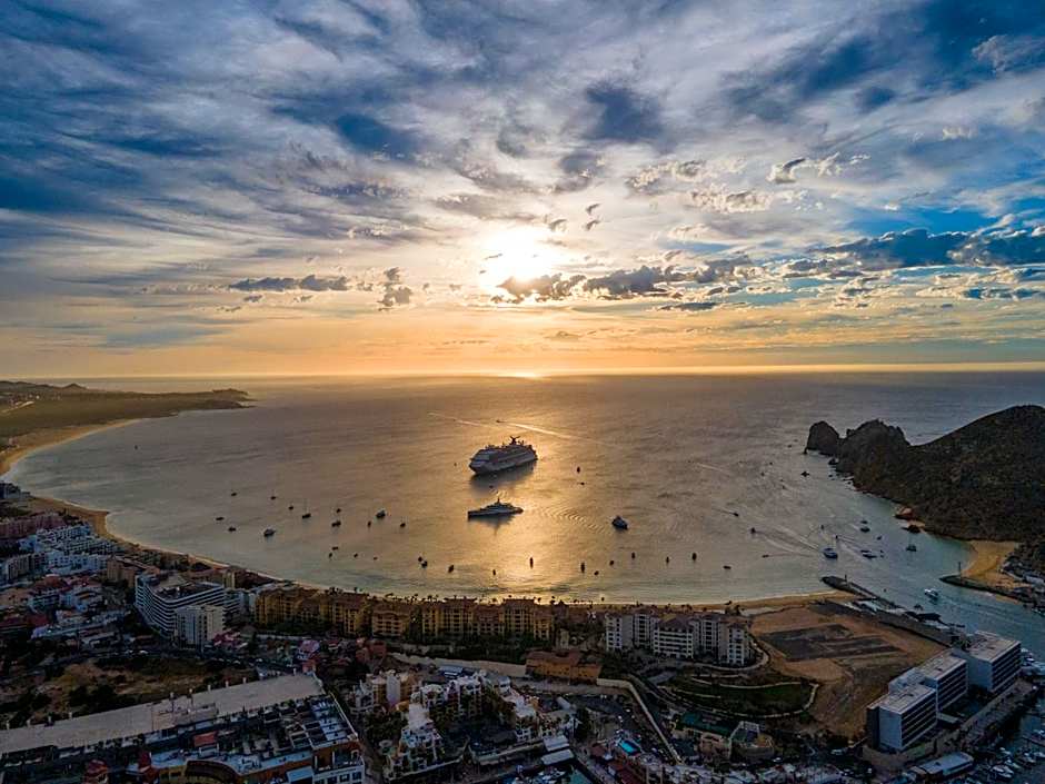 The Paraiso Residences at Marina Cabo