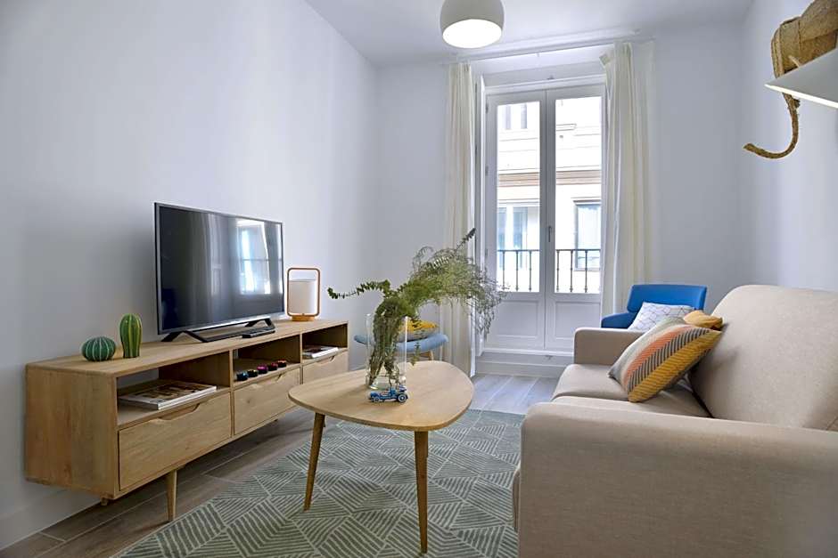 nQn Aparts & Suites Madrid