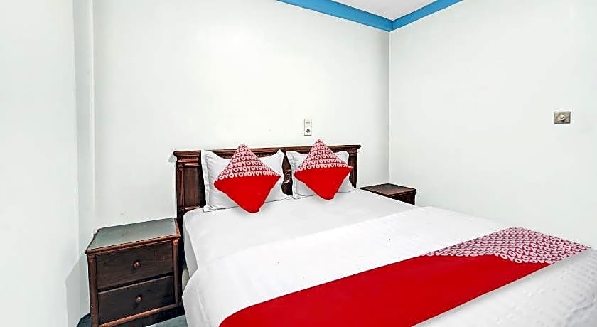 OYO 90487 Wisma Kuta Karang Baru