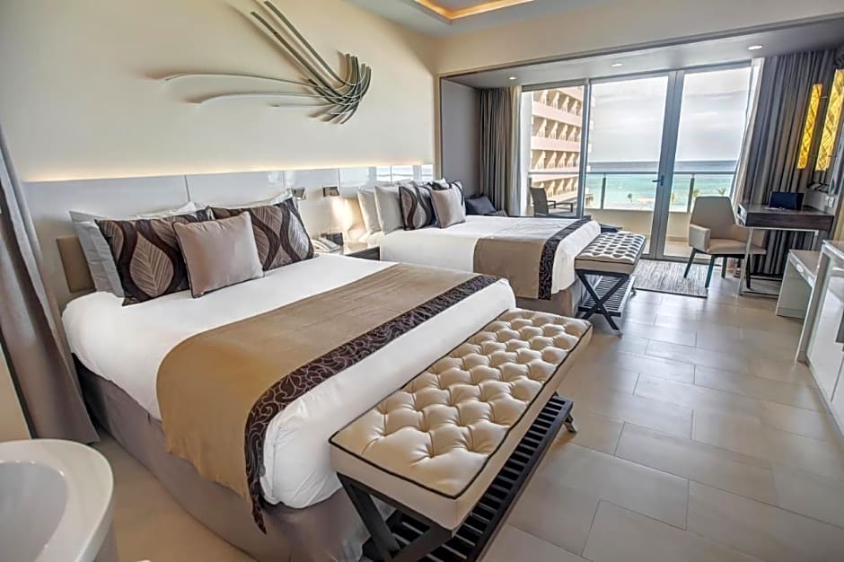 Royalton Blue Waters Autograph All-Inclusive Resor