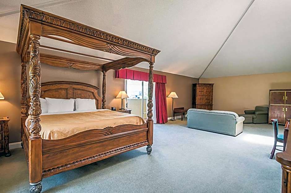 Quality Inn & Suites Frostburg-Cumberland