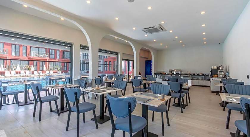 Laristone Suite Spa Hotel