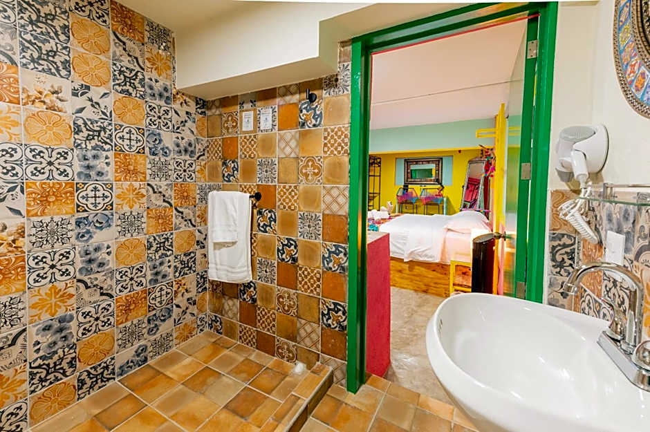 Casa Colibrí Malecón