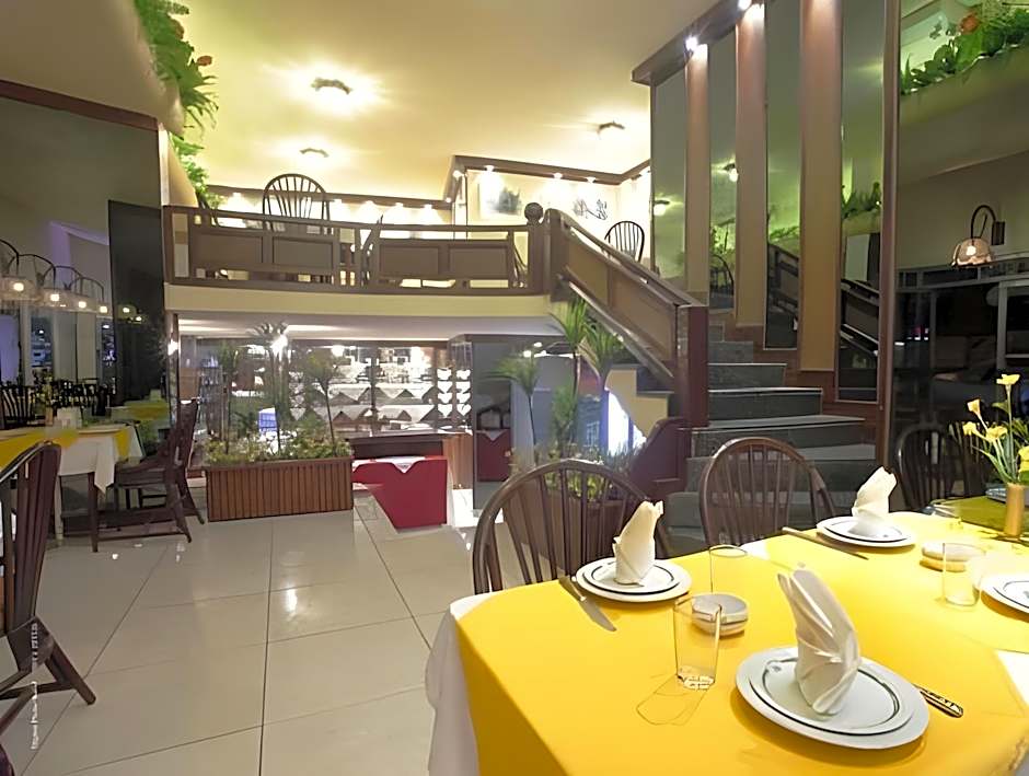 Royal Garden Hotel