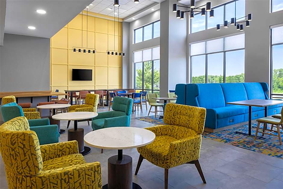 Hampton Inn By Hilton & Suites Moline-Quad City International Airport, Il