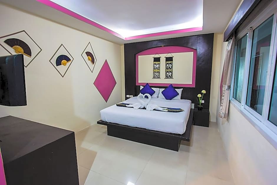Lavender Hotel Patong, Phuket