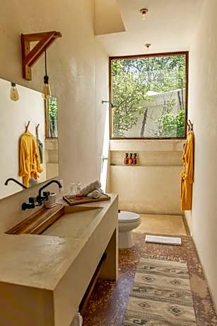 Deluxe Double Room with Extra Bed