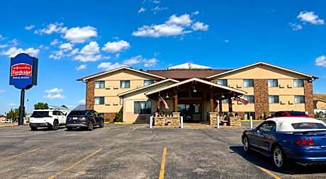 Fairbridge Inn And Suites