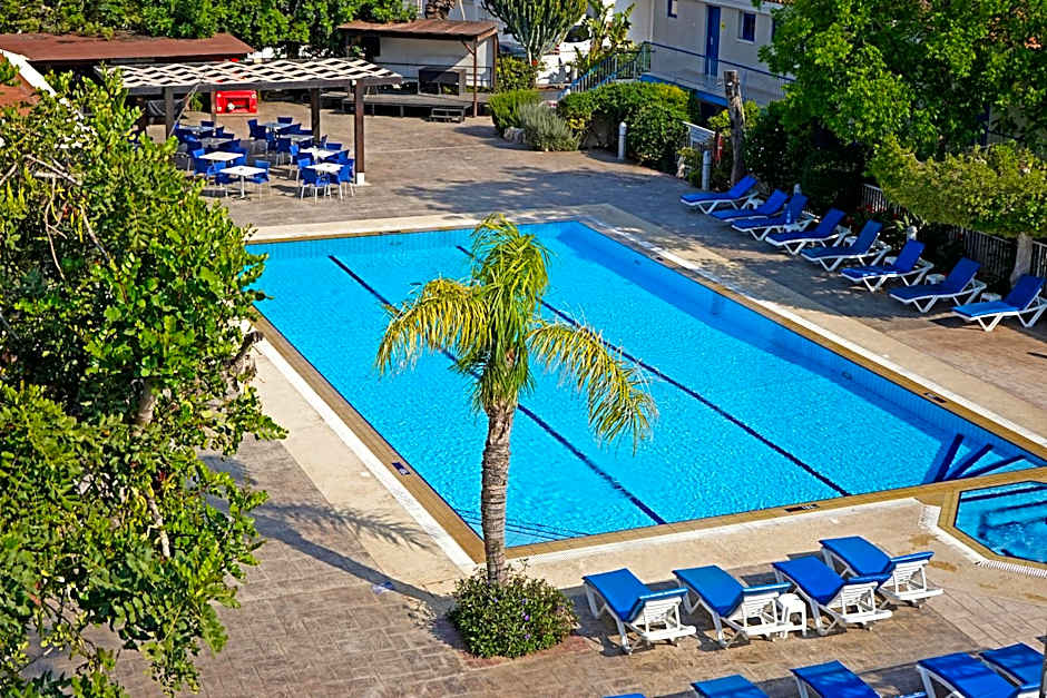 Green Bungalows Hotel Apartments