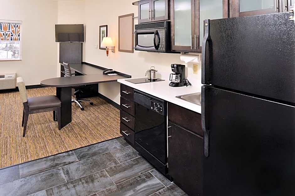 Candlewood Suites Winchester By IHG