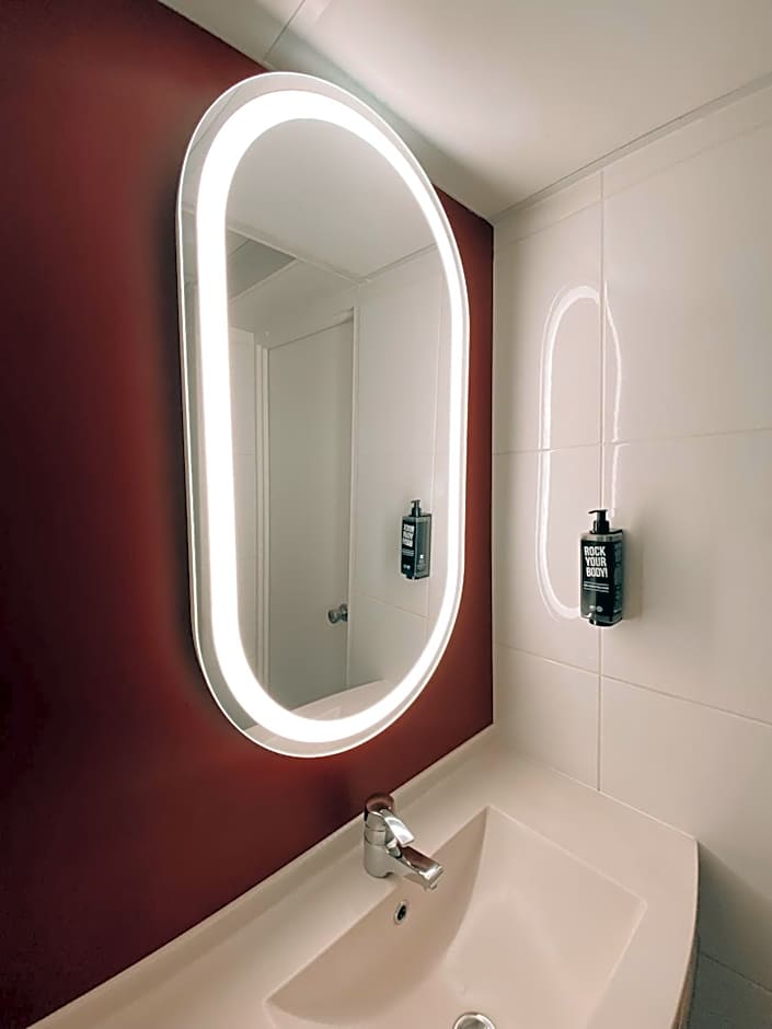 ibis Nimes Ouest