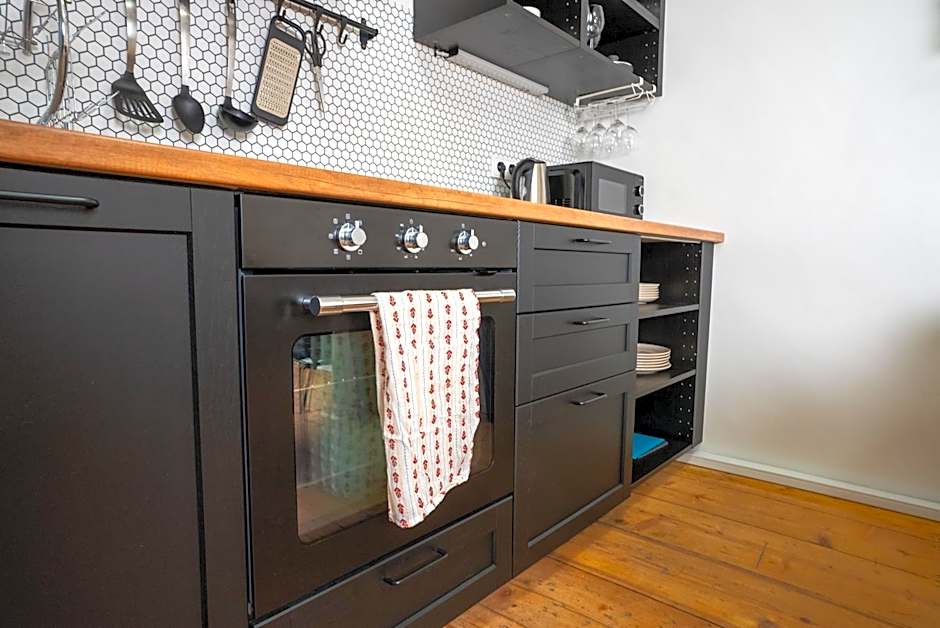 White Wolf House Hostel & Apartments