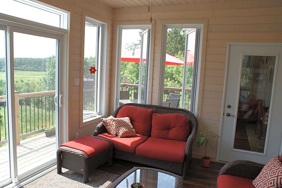 Top of Algonquin Bed and Breakfast