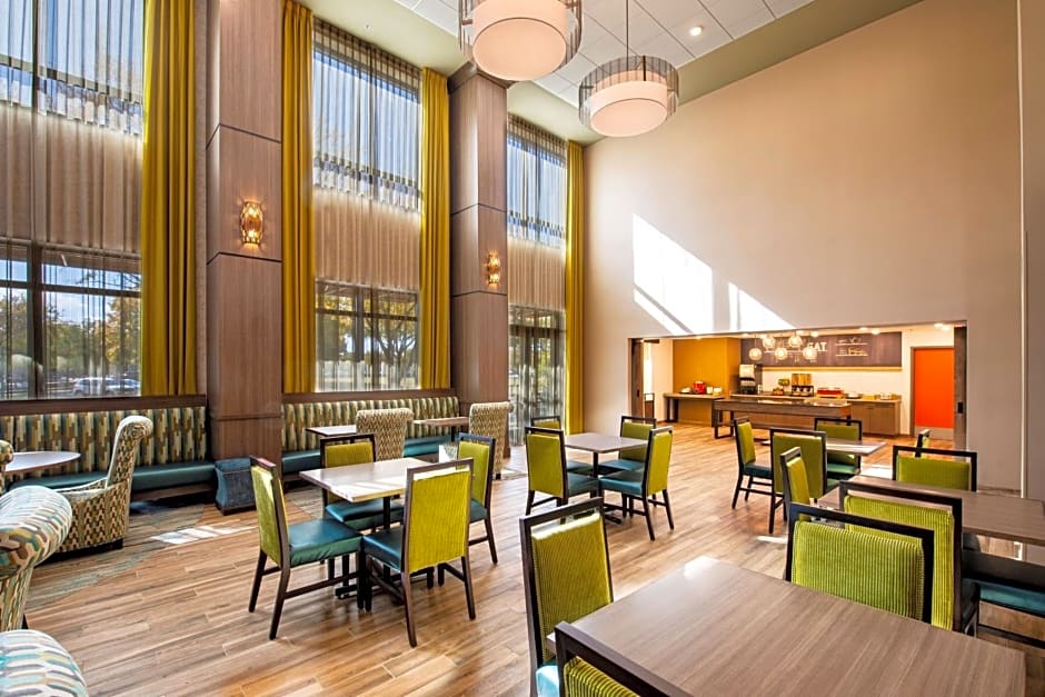Hampton Inn By Hilton & Suites Keller, Tx