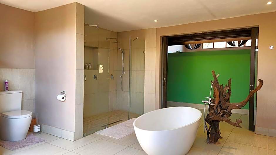 Morokolo Safari Lodge Self-catering