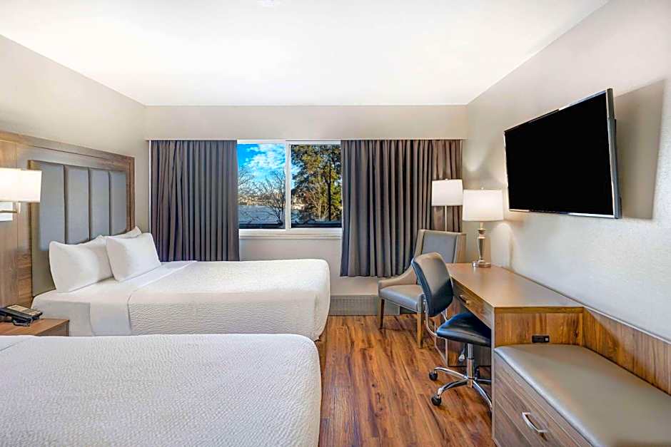 Days Inn by Wyndham Victoria On The Harbour