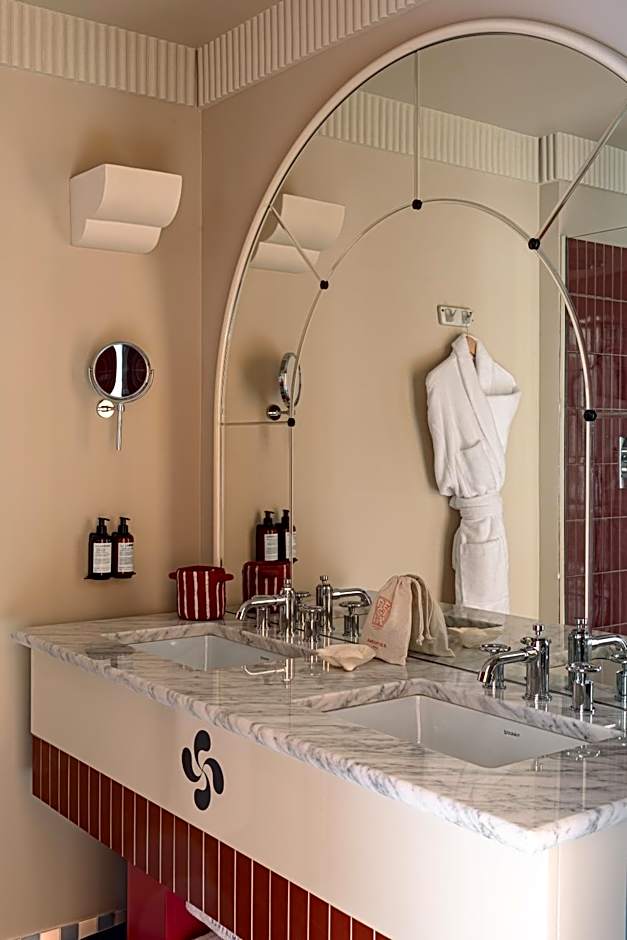 Regina Experimental Biarritz