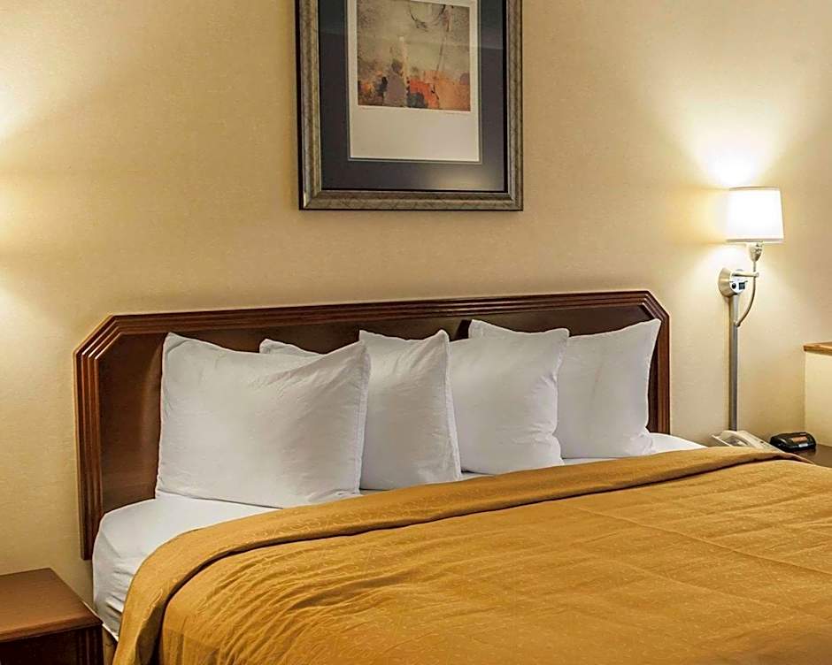 Quality Inn & Suites Goshen