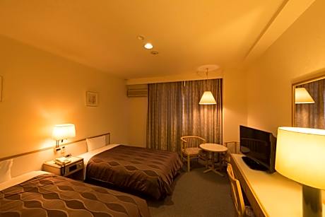 Twin Room - Non-Smoking