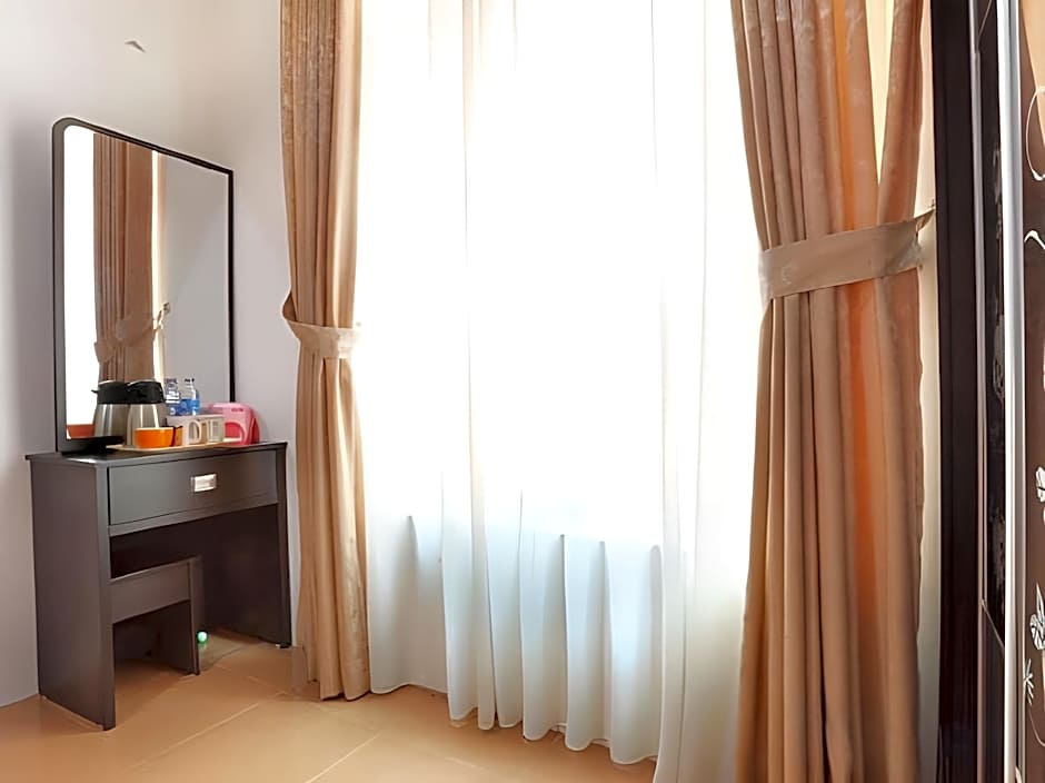 RedDoorz @ Batam Center 2