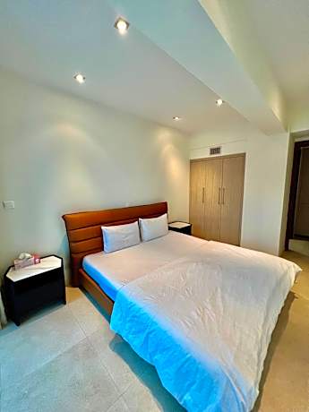 Apartment with Partial Sea View