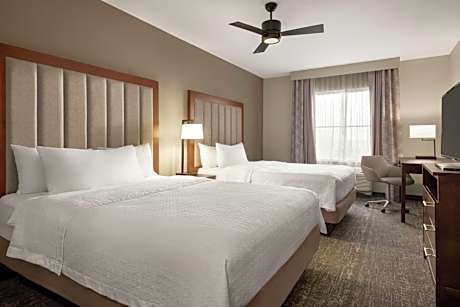One-Bedroom Queen Suite with Two Queen Beds