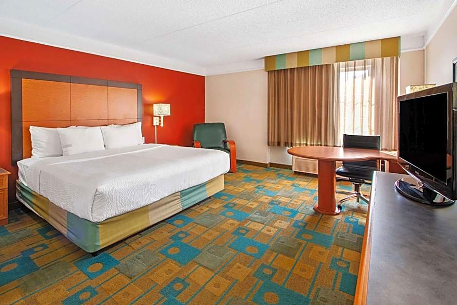 La Quinta Inn & Suites by Wyndham Albuquerque West