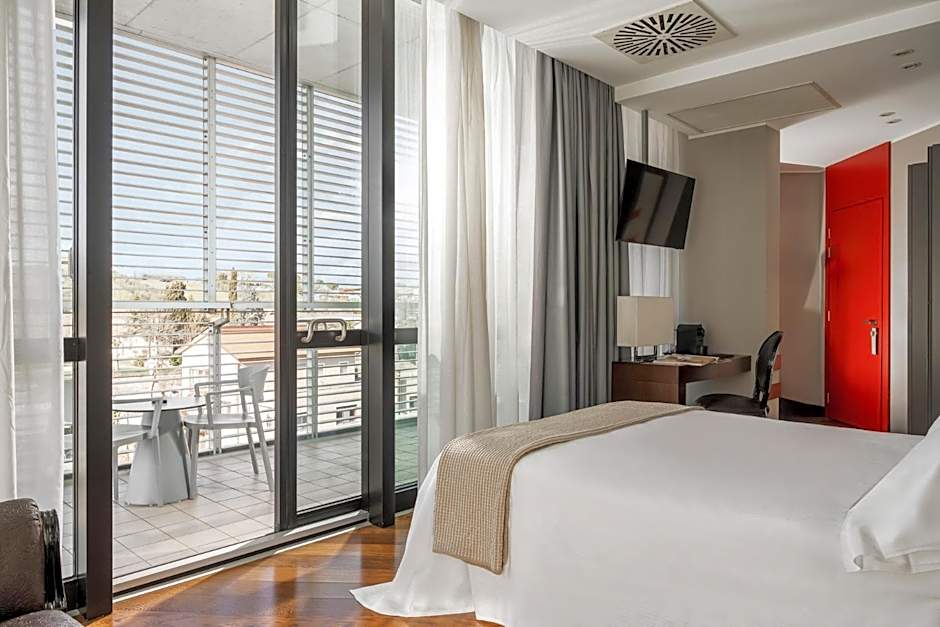 Welcome Hotel