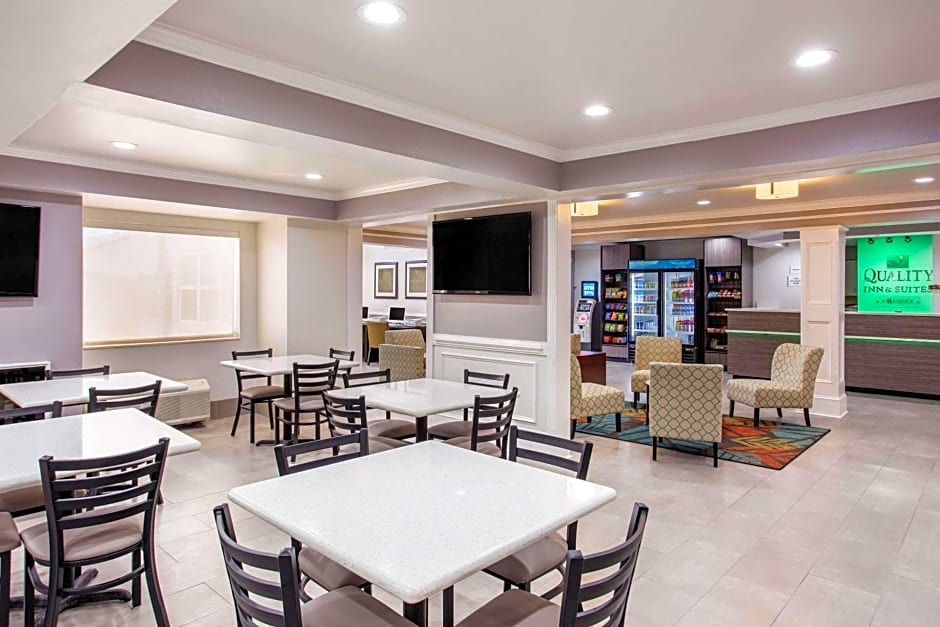 Quality Inn & Suites Myrtle Beach near Outlets