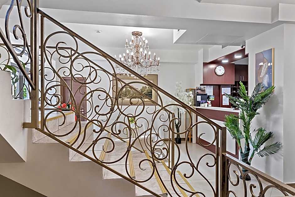 Lina Hotel