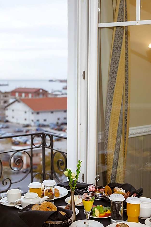 Mediterranean Palace