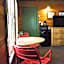 Shaver Lake Village Hotel