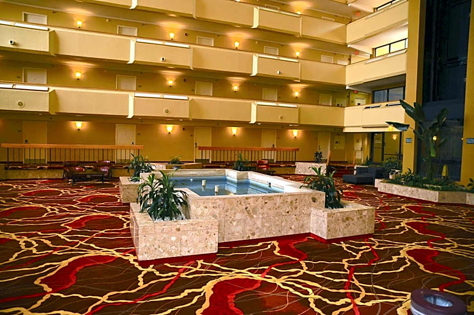 MCM Elegante Hotel & Suites Lubbock