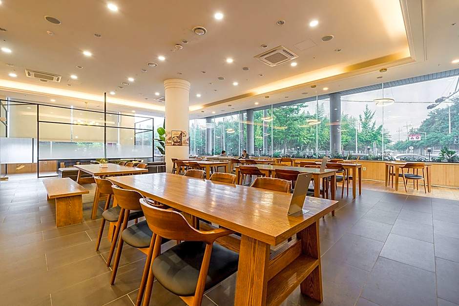 Crown Hotel Changwon