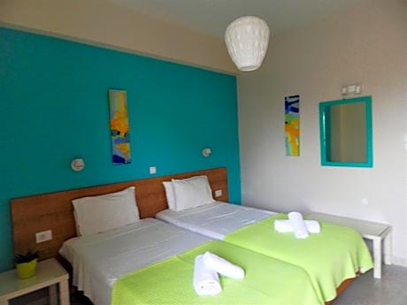 Double or Twin Room with Sea View