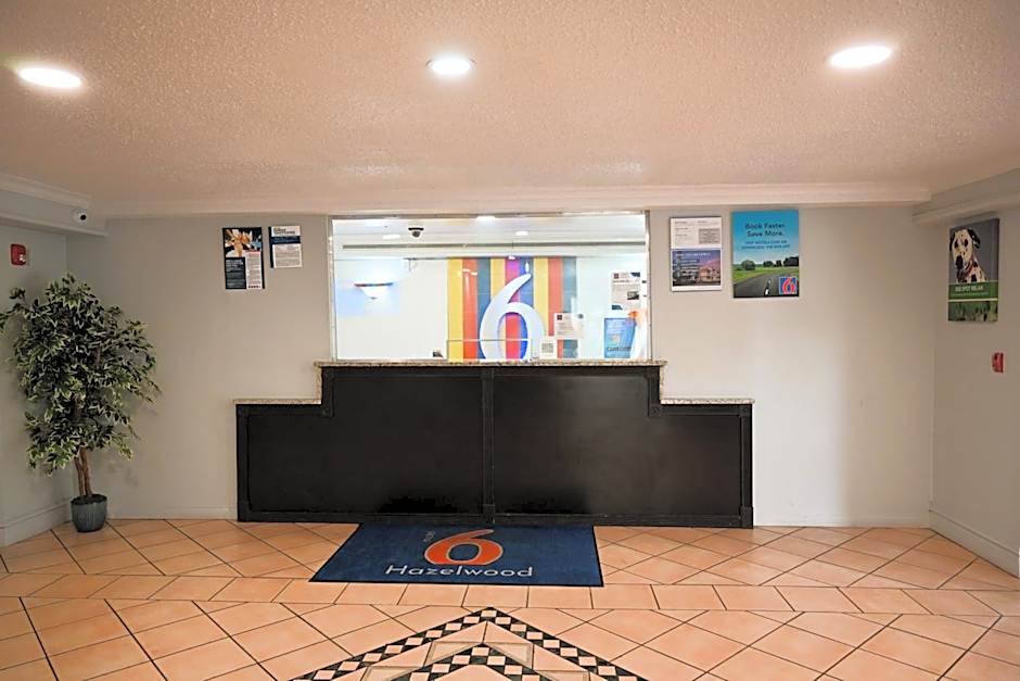 Motel 6 Hazelwood