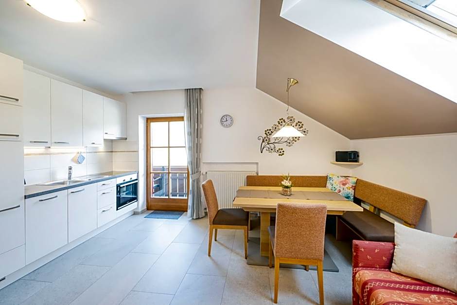 Ferienwohnungen Lanserhof