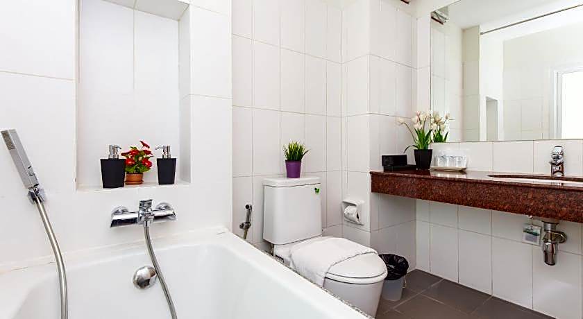 Kanchanaburi City Hotel