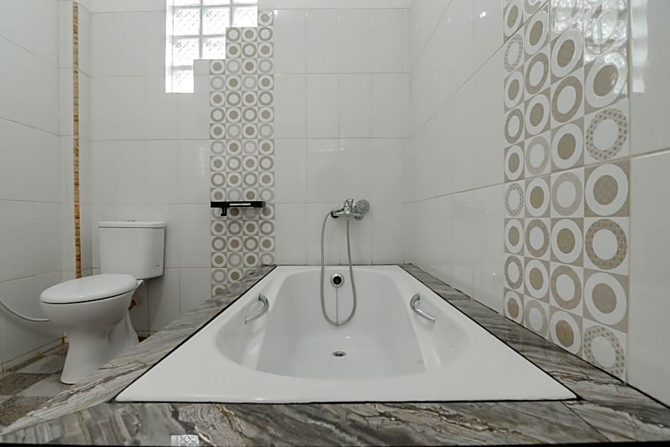 RedDoorz Syariah Plus @ Perintis Guesthouse Tasikmalaya