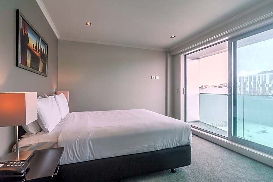 70 Tory Apartment Hotel