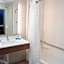 Holiday Inn Express Hotel & Suites Norfolk By IHG