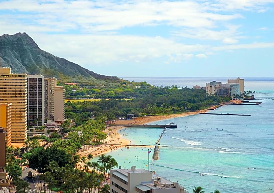 Outrigger Waikiki Beachcomber Hotel